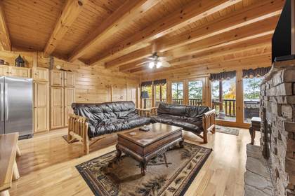 1723 High Rock Way — photo 8 of 40