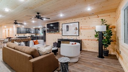 927 Carvers Lane — photo 10 of 32