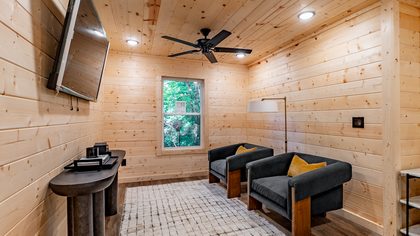 927 Carvers Lane — photo 17 of 32
